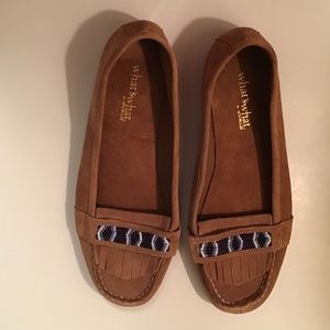 AEROSOLES what’s what Suade slip on